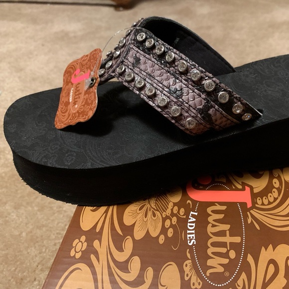 Justin Flip Flops - Picture 2 of 4